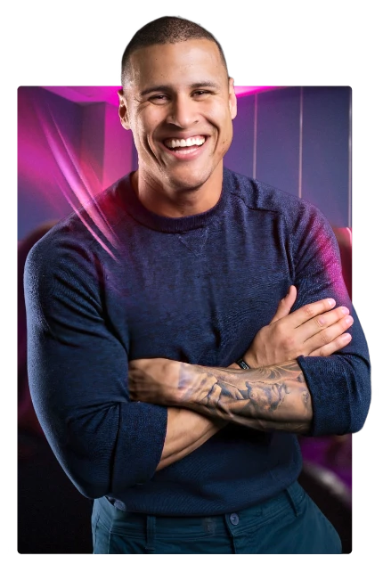 Dudu Carmo sorrindo